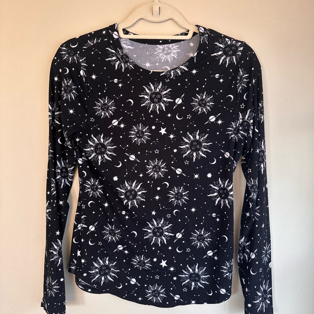 No Boundaries Black Sun and Moon Long Sleeve Top